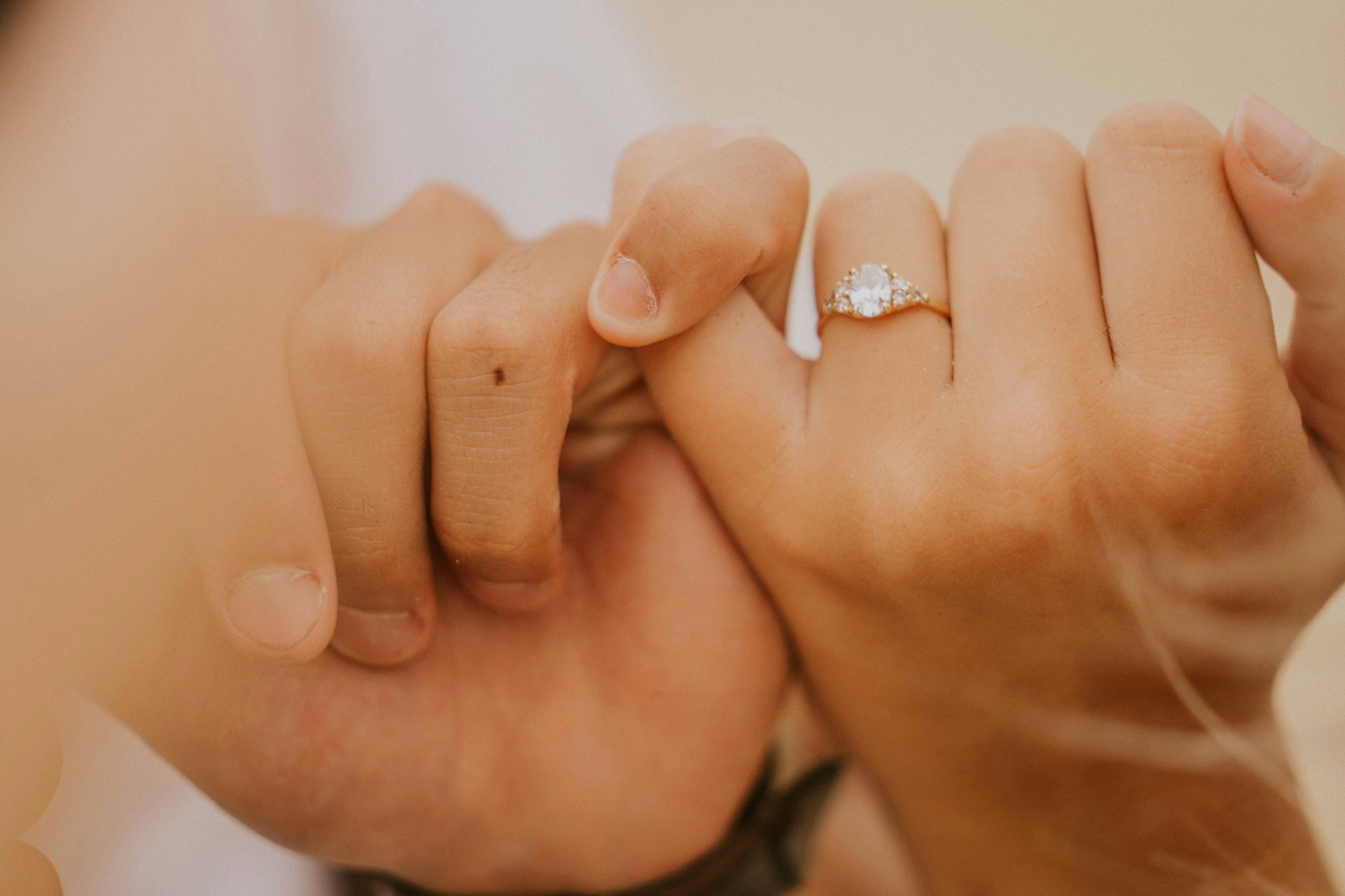 Everything You Need to Know About Moissanite Engagement Rings 1 Everything You Need to Know About Moissanite Engagement Rings Beauty