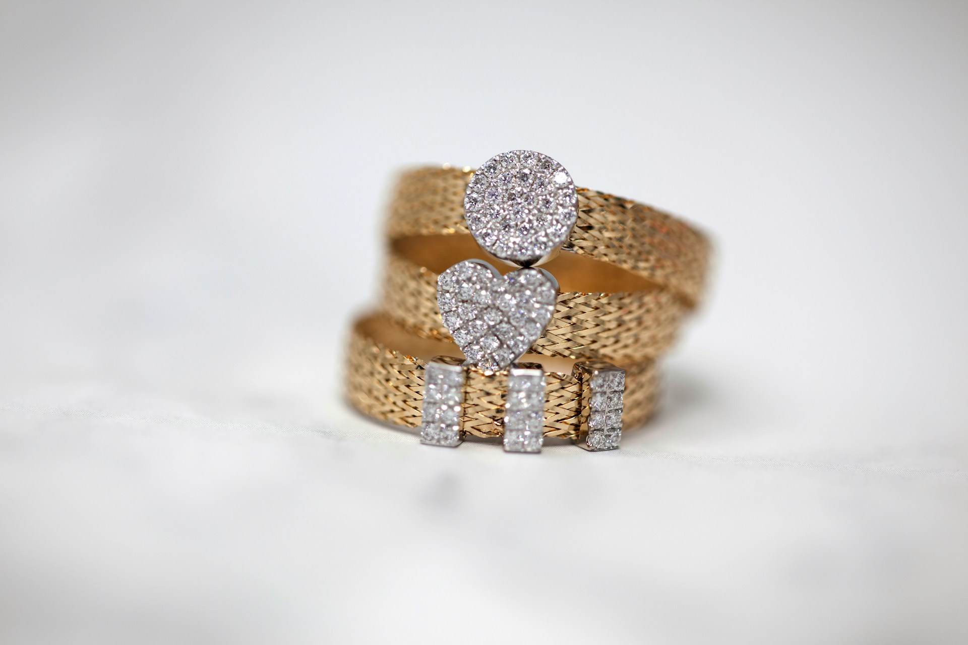 How to Find Your Signature Jewelry Style Fashion