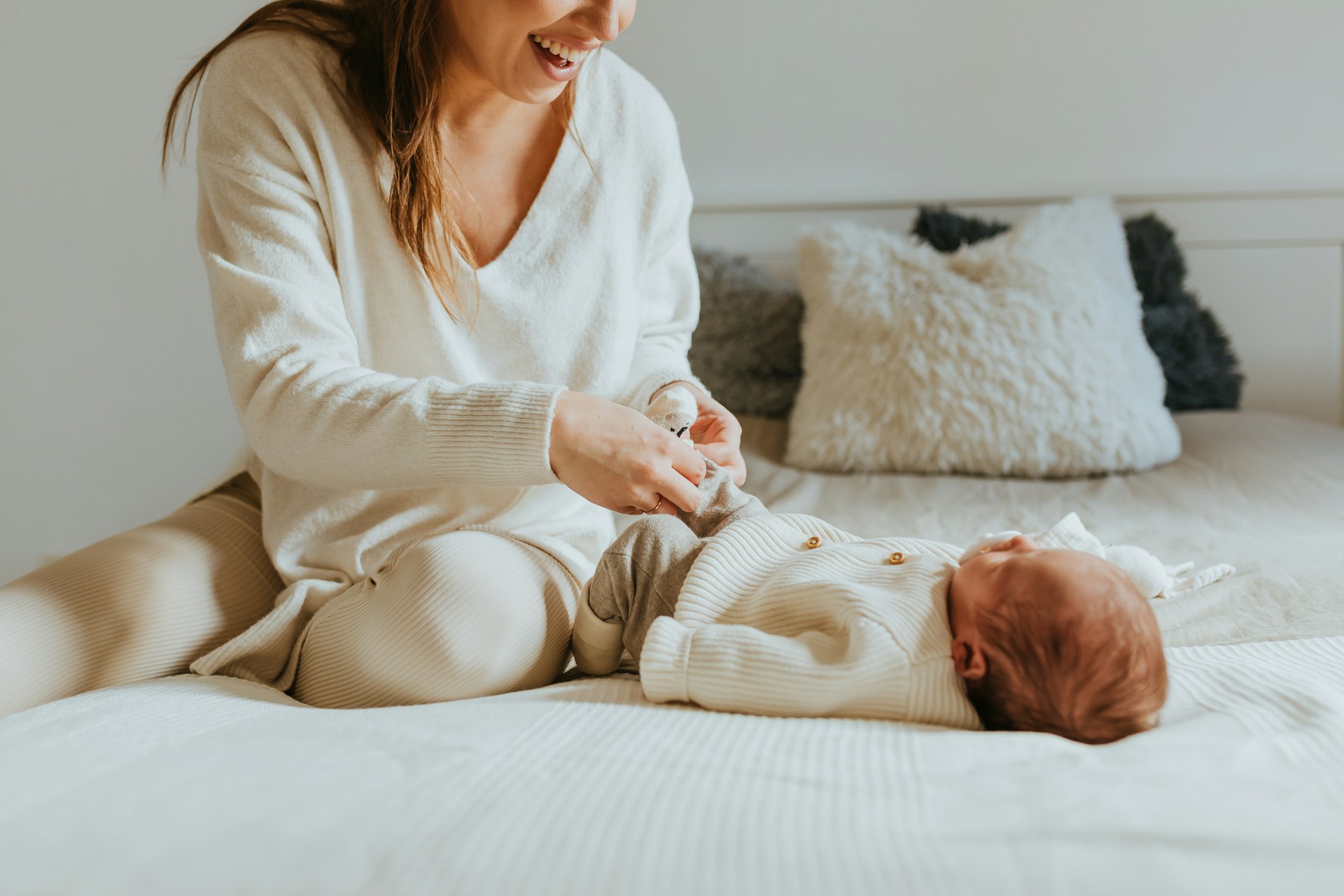 Must-Have Products That Make Life Easier for New Moms Outdoor, Home & Décor