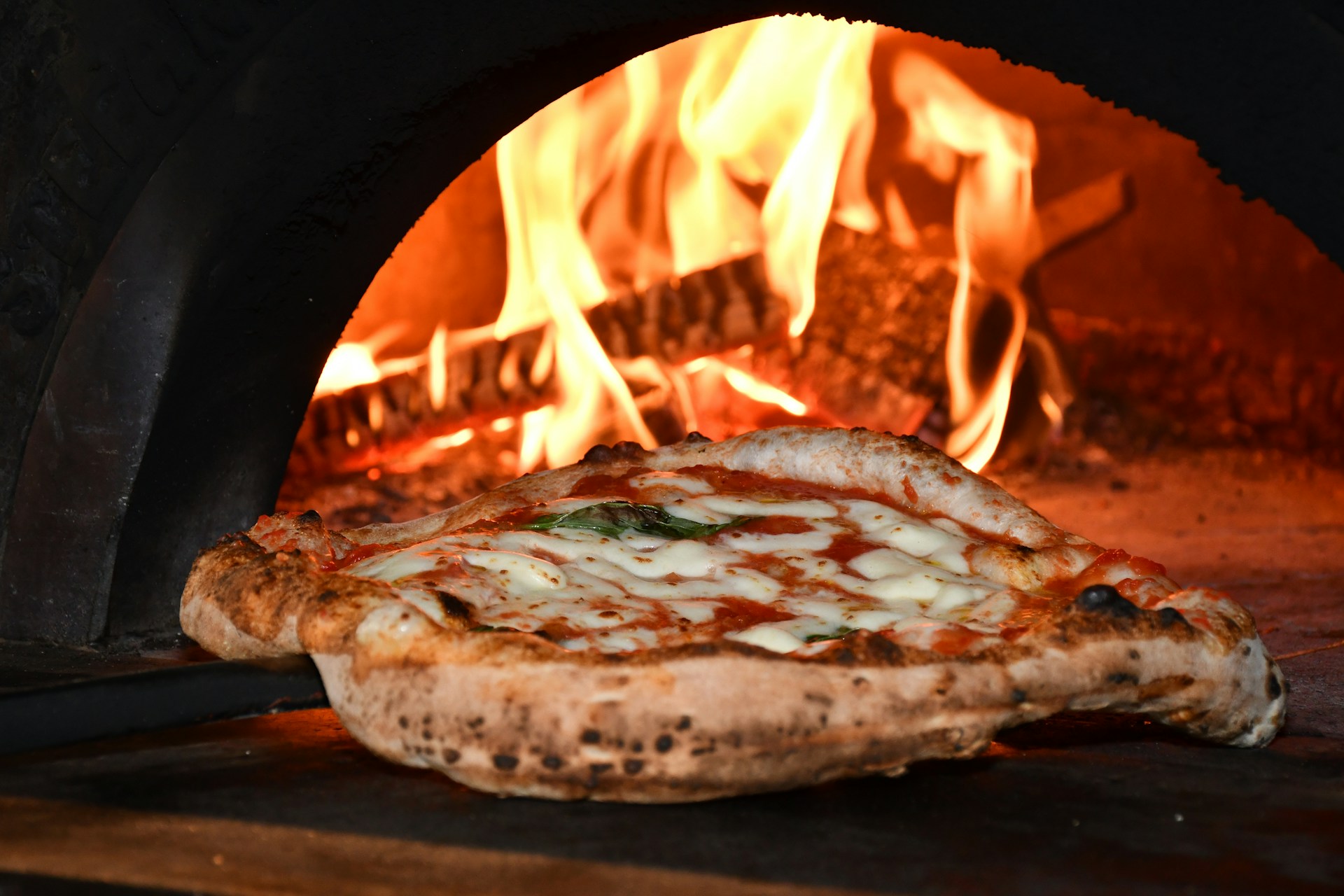 Secrets to Making a Great Pizza at Home Home & Décor