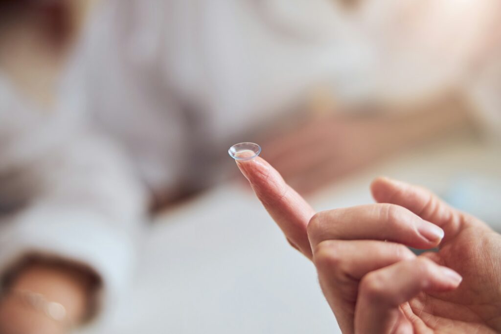 Should You Switch to Contact Lenses? Health & Wellness