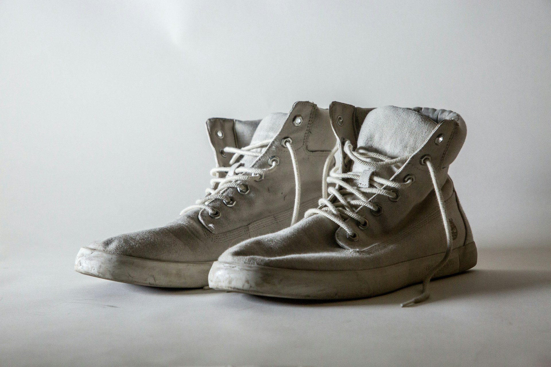 The Answer to Tired, Achy Feet Might Be Hiding in Your Shoes Home & Décor