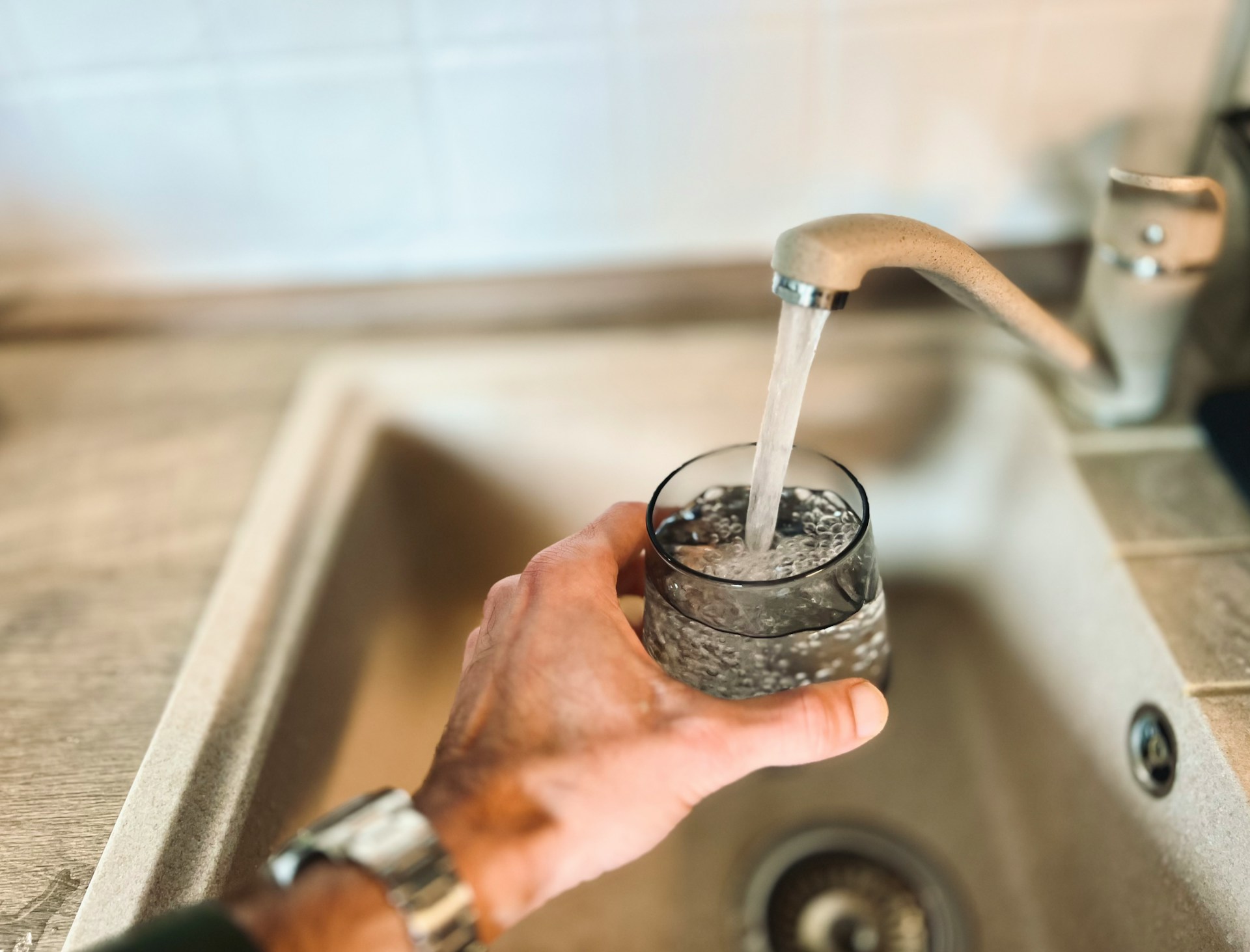 Under Sink vs Countertop Water Filters: Which One Is Right for Your Home? Food and Cooking, Home & Décor